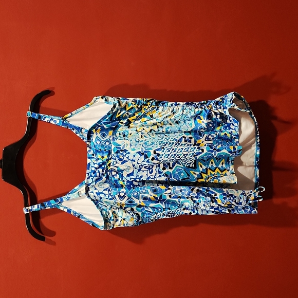 Bathing suit top - Picture 2 of 6